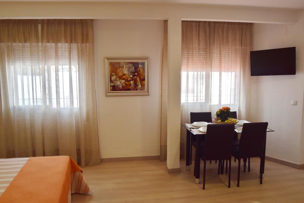 Apartamentos Cespedescinco Кордова Экстерьер фото