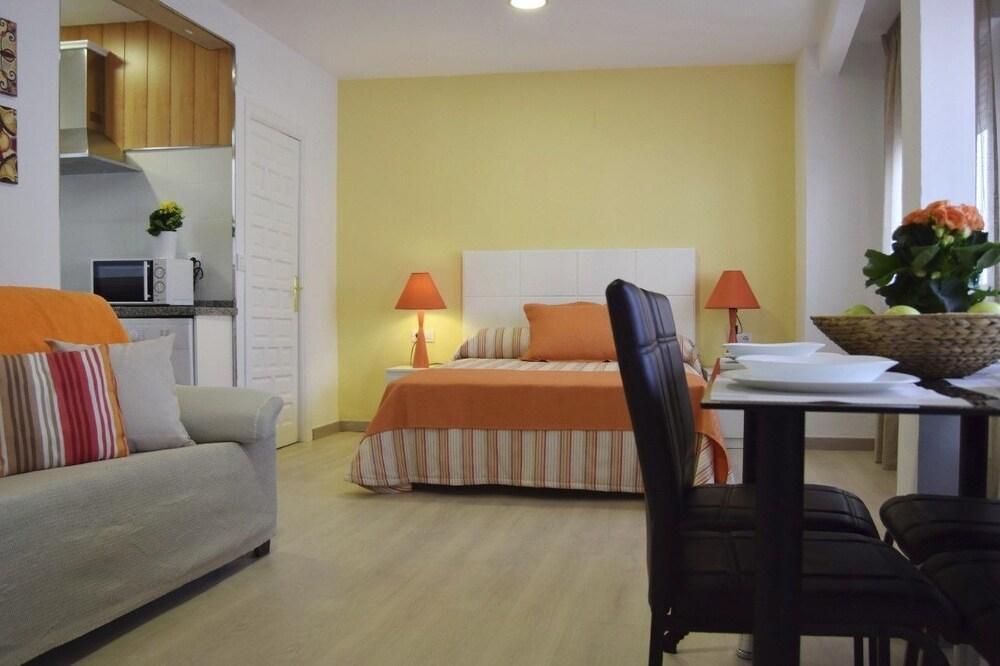 Apartamentos Cespedescinco Кордова Экстерьер фото